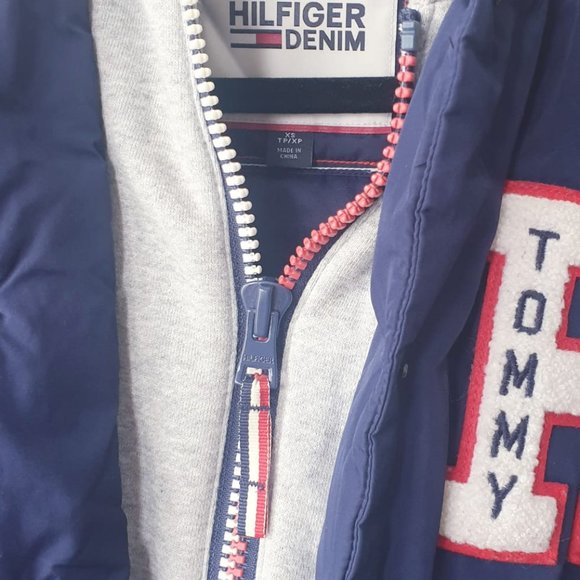 Tommy Hilfiger navy blue bomber jacket with built in grey hood XS unisex - Picture 3 of 5